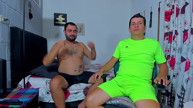 Snapshot of DuoPerverxs chatting on 12.02.25 DuoPerverxs online show from 12.02.25