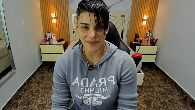 KAROLLJONES1 online show from 02.04.26