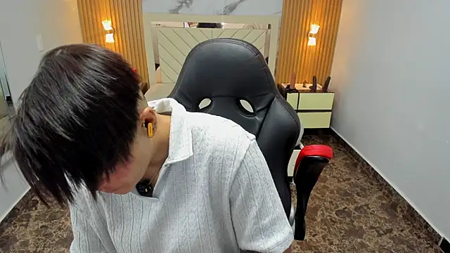 KAROLLJONES1 online show from 03.12.26