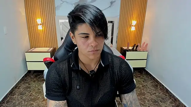 KAROLLJONES1 online show from 04.27.26