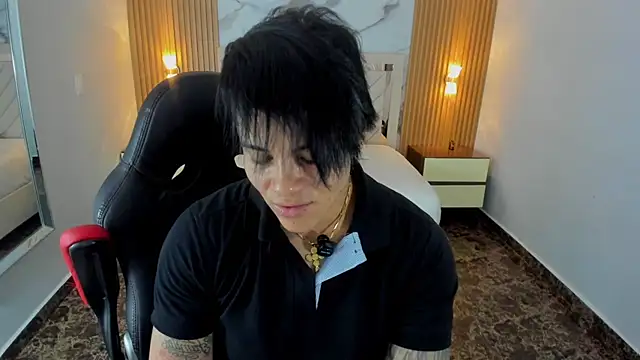 KAROLLJONES1 online show from 07.06.26