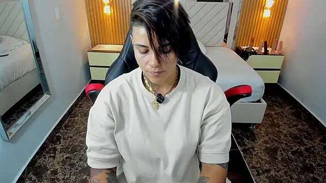 KAROLLJONES1 online show from 07.29.26