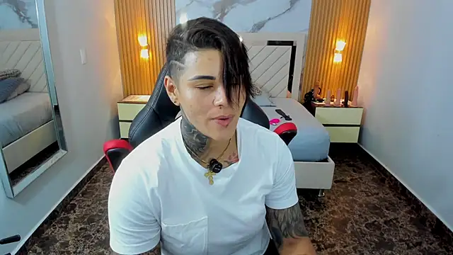 KAROLLJONES1 online show from 08.03.26