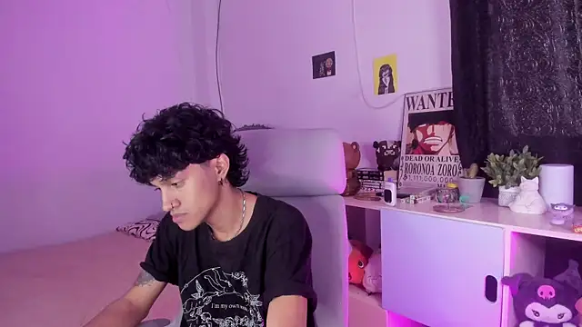 Snapshot of Khada__Jhin4 chatting on 10.01.25 Khada  Jhin4 online show from 10.01.25