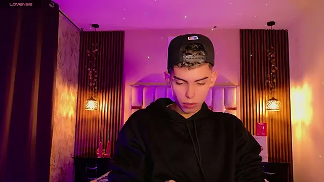Room 69x online show from 04.22.26
