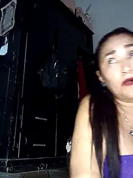 Snapshot of linda_luna29 chatting on 09.13.25 linda luna29 online show from 09.13.25