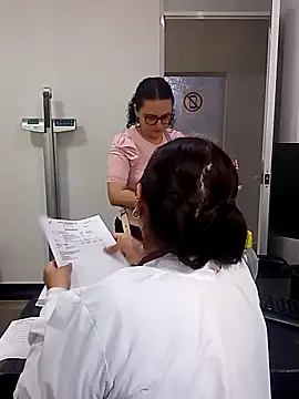 Snapshot of linda_luna29 chatting on 09.20.25 linda luna29 online show from 09.20.25