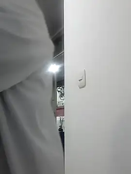 Snapshot of linda_luna29 chatting on 09.22.25 linda luna29 online show from 09.22.25