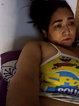 Snapshot of linda_luna29 chatting on 09.30.25 linda luna29 online show from 09.30.25