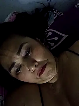 Snapshot of linda_luna29 chatting on 11.01.25 linda luna29 online show from 11.01.25