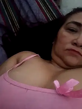 Snapshot of linda_luna29 chatting on 11.08.25 linda luna29 online show from 11.08.25