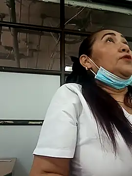 Snapshot of linda_luna29 chatting on 11.10.25 linda luna29 online show from 11.10.25