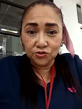 Snapshot of linda_luna29 chatting on 01.13.26 linda luna29 online show from 01.13.26