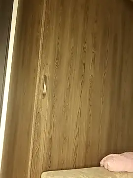 Snapshot of linda_luna29 chatting on 02.14.26 linda luna29 online show from 02.14.26