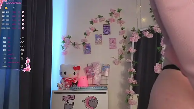 roxydolll online show from 08.06.26