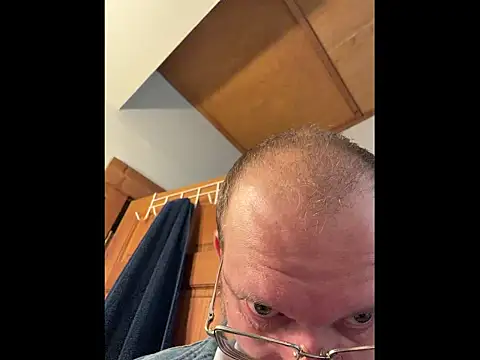 Snapshot of Pussyismyfavoritetaste chatting on 01.11.26 Pussyismyfavoritetaste online show from 01.11.26