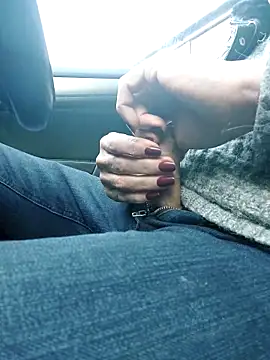 Snapshot of lynxman chatting on 02.17.26 lynxman online show from 02.17.26