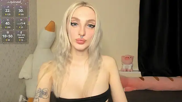 Snapshot of succubantra chatting on 02.16.26 succubantra online show from 02.16.26