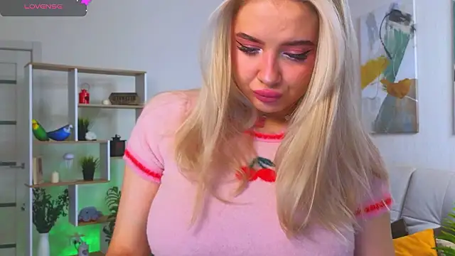 EsyaMeglin online show from 01.19.26