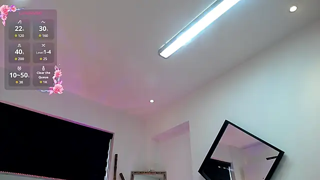 CinthiaSarat online show from 10.22.25