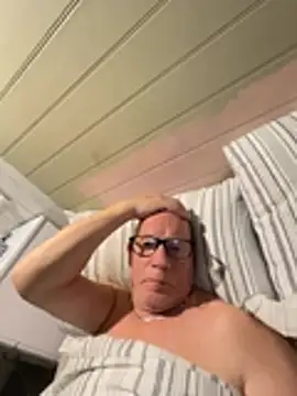 Snapshot of philefc chatting on 02.09.26 philefc online show from 02.09.26