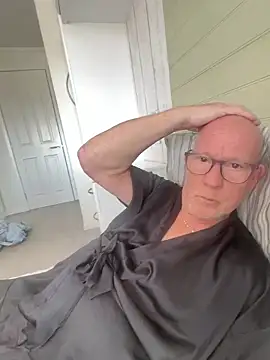 Snapshot of philefc chatting on 03.19.26 philefc online show from 03.19.26