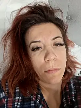 Snapshot of Anayssa_ chatting on 09.27.25 Anayssa online show from 09.27.25