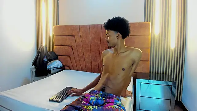 FYKMOR 1 online show from 12.15.25