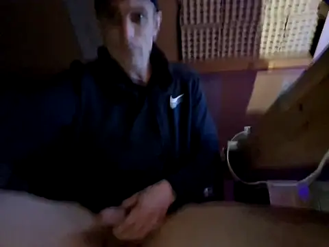 kompiee online show from 10.23.25