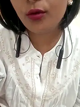 Queen Kushi4 online show from 05.03.26