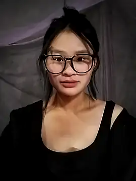 saronla 03 online show from 12.02.25