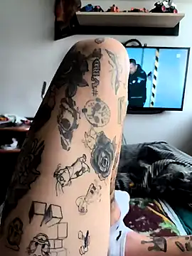 SmallButCrazy online show from 10.22.25