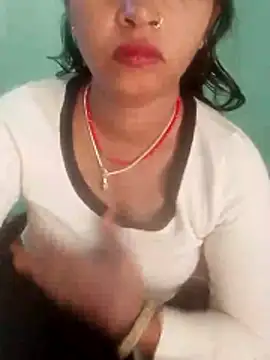 Snapshot of Chandrakanta-Devi chatting on 11.05.25 Chandrakanta-Devi online show from 11.05.25