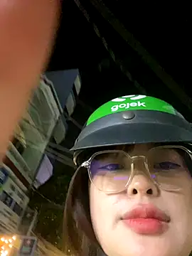 Snapshot of __BabyShowPublic__ chatting on 11.09.25 BabyShowPublic online show from 11.09.25