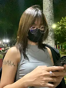 Snapshot of __BabyShowPublic__ chatting on 11.11.25 BabyShowPublic online show from 11.11.25