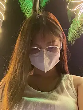 Snapshot of __BabyShowPublic__ chatting on 11.23.25 BabyShowPublic online show from 11.23.25