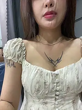 Snapshot of __BabyShowPublic__ chatting on 12.19.25 BabyShowPublic online show from 12.19.25