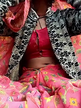 Snapshot of Juhi_chawla chatting on 11.10.25 Juhi chawla online show from 11.10.25