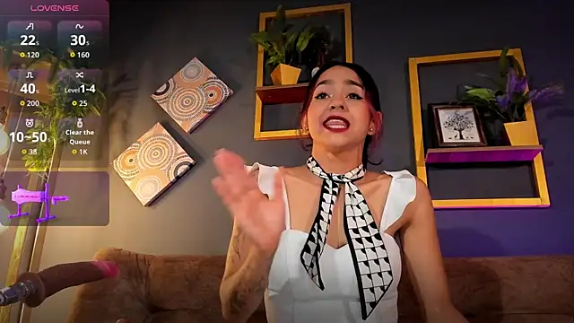 RACHELRUIZ online show from 11.02.25