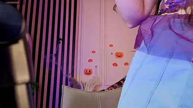 kamila blush online show from 10.31.25