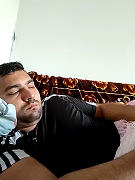 Snapshot of flr196 chatting on 10.05.25 flr196 online show from 10.05.25