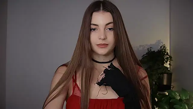 MayTease online show from 11.10.25