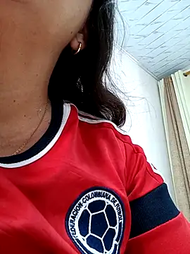 Snapshot of Dirty-Mature chatting on 09.18.25 Dirty-Mature online show from 09.18.25