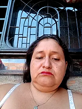 Snapshot of Dirty-Mature chatting on 12.05.25 Dirty-Mature online show from 12.05.25