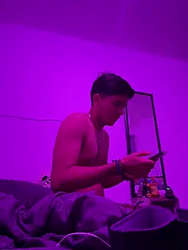 Snapshot of soy_dora03 chatting on 12.22.25 soy dora03 online show from 12.22.25