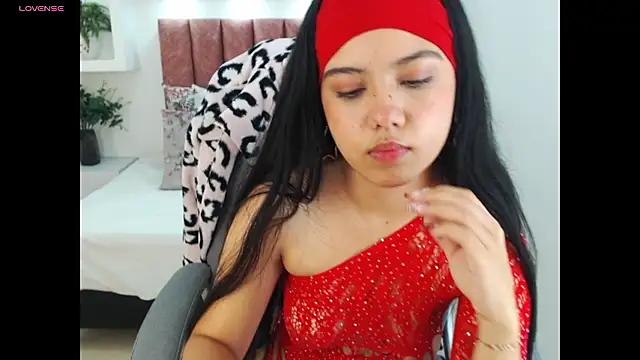 Snapshot of lucyrosse8 chatting on 01.10.26 lucyrosse8 online show from 01.10.26