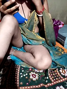 Snapshot of desimalai28 chatting on 05.03.26 desimalai28 online show from 05.03.26