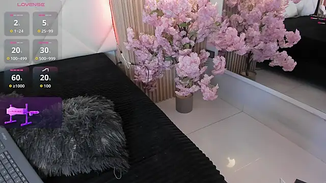 veronica hill  online show from 04.30.26