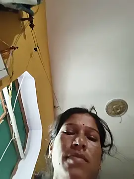 Snapshot of Sonam_pandeyji chatting on 06.30.26 Sonam pandeyji online show from 06.30.26