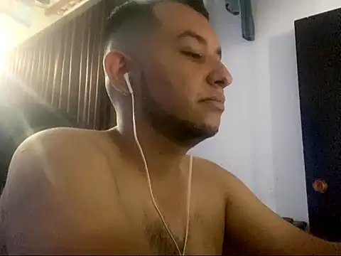 Snapshot of SexIngenieur chatting on 10.03.25 SexIngenieur online show from 10.03.25